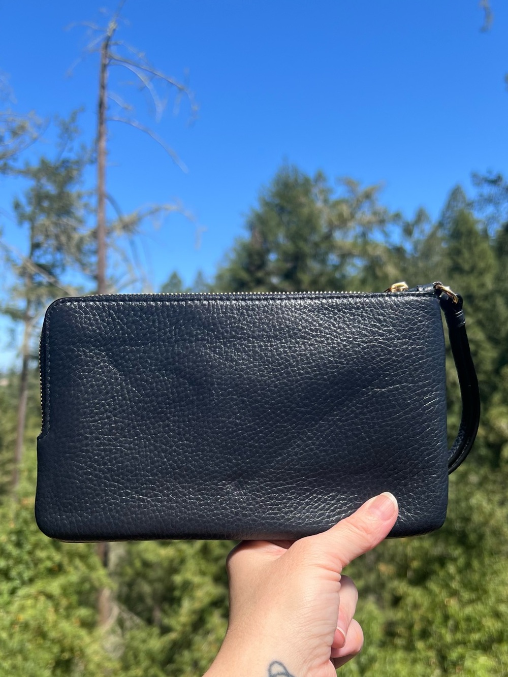 COACH Women's Double Zip Wallet Wristlet Navy Blue Pebbled Leather Gold Hardware - Picture 2 of 10
